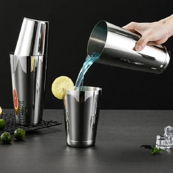 মেটাল বোস্টন শেকার বার